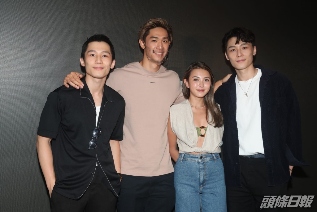 湯鎮業孖仔湯君慈、湯君耀及上山詩鈉女兒Hilary Fan均有到場。